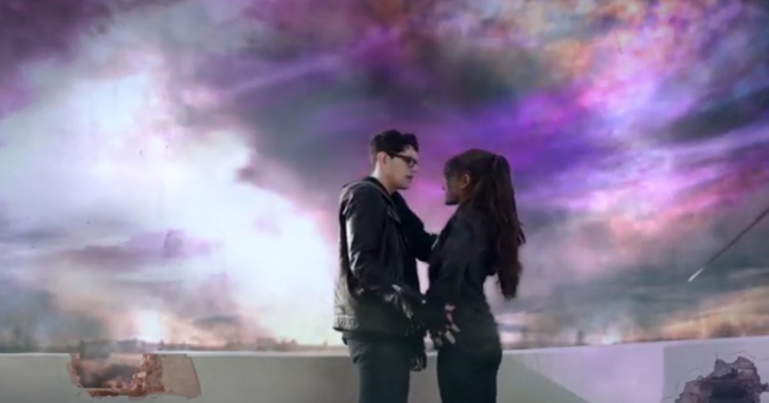 Ariana Grande Unveils One Last Time Video