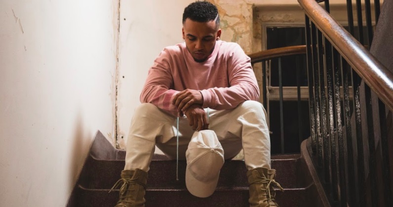 Aston Merrygold premieres new Prince-inspired song One Night In Paris