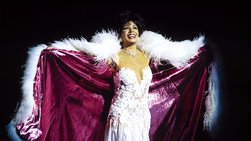 Shirley Bassey hit songs and albums