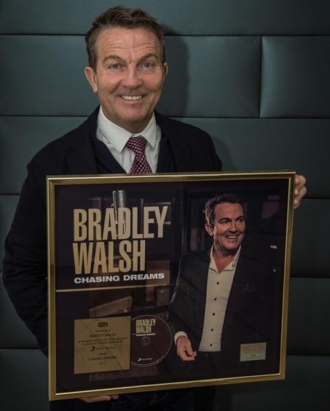 bradley-walsh-gold-disc.jpg