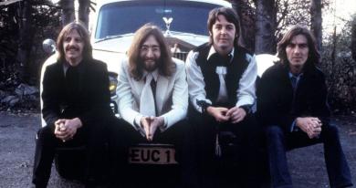 The Beatles Now and Then Last Song John Lennon