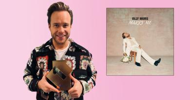 olly-murs-marry-me-number-1-award-official-charts.jpg