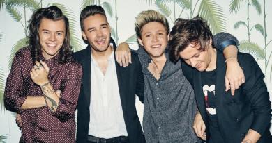 one-direction-biggest-songs-ever-top-20-harry-styles-niall-horan-louis-tomlinson-liam-payne-zayn-malik-love-on-tour-the-show-faith-in-the-future-what-makes-you-beautiful.jpg